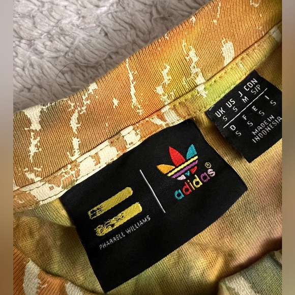 Human race by Pharrell t shirt size small - Picture 4 of 4